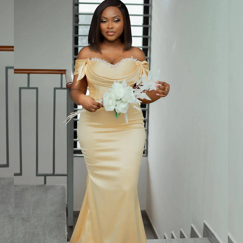 2025 Mermaid Bridesmaid Dresses Off Shoulder Sweep Train Pleats African Wedding Guest Gowns robes mariage Customized 250725