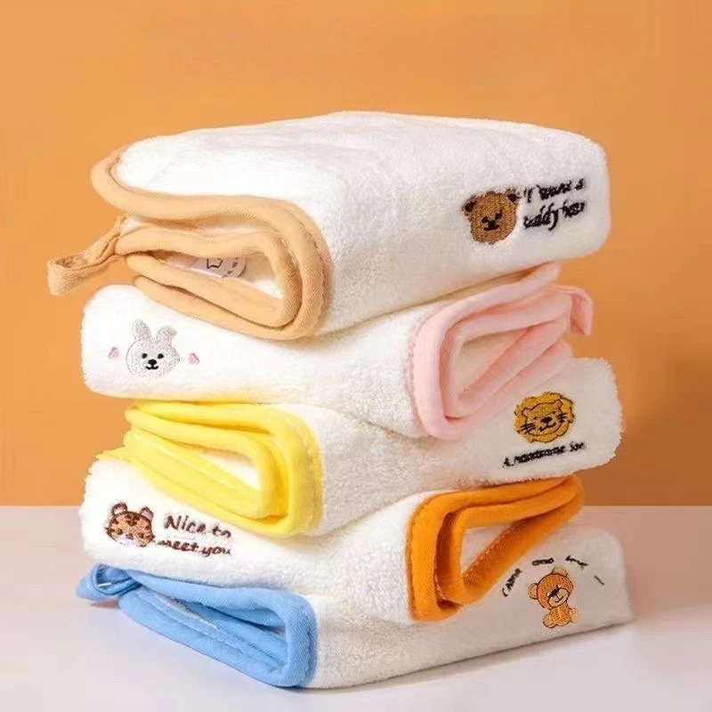 5pcs Baby Towel Set Soft Skin Friendly Drool for born Items Coral Fleece Absorbent Squares Face 25x25cm 250725