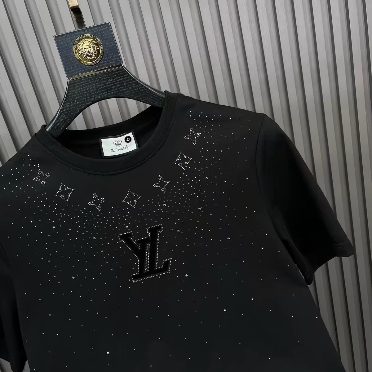Men's T Shirt Luxury Summer Fashion Brand T Shirt Clothing Designer T-shirt Ice Silk Rhinestone Short Sleeved Men's Large Size Hoodie Graphi
