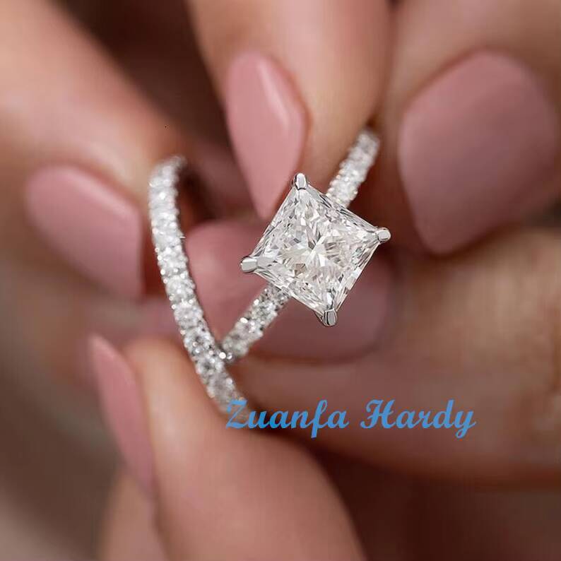 Luxury Women Moissanite Ring Gold Princess Cut Ring Set Lab Grown Diamond 18K White Moissanite Diamond Ring