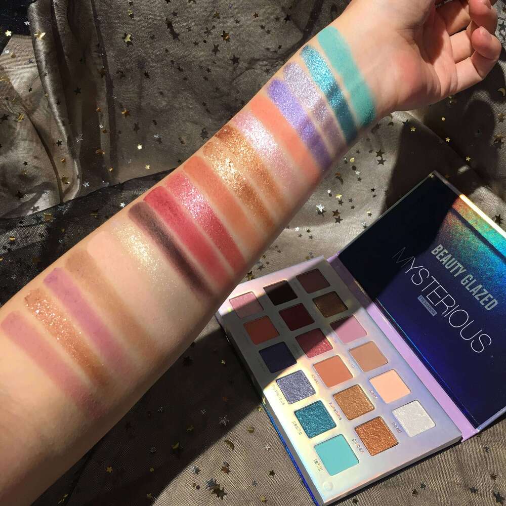 Beauty Glazed Mysteriou 18 color Eyeshadow Palette Matte, Shimmer, Glitter - lti-Reflective Shades for Stunning Makeup Looks