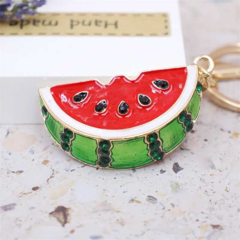 Alloy Simulation Watermelon Keychain Creative Summer Fruit Environmental Protection Model Car Phone Bag Pendant Ornaments Gift R250725