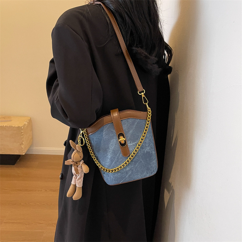 Luxury Brand Designer Bag Women's Bags This Year's Trend Niche Design Color-Block Patchwork New Women's Bags Fashionable Personality Ch