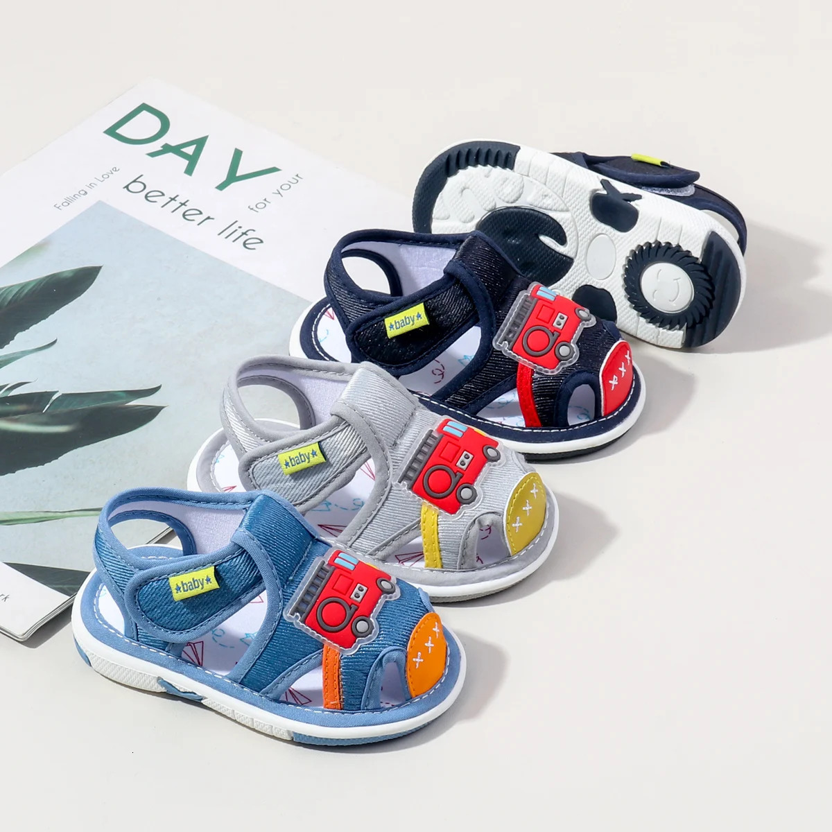 Baby Squeaky Shoes Summer Sandals High Quality Funny Toddler Sound Prewalking Sneakers Cute Car Patterns For Kids Unisex 250725