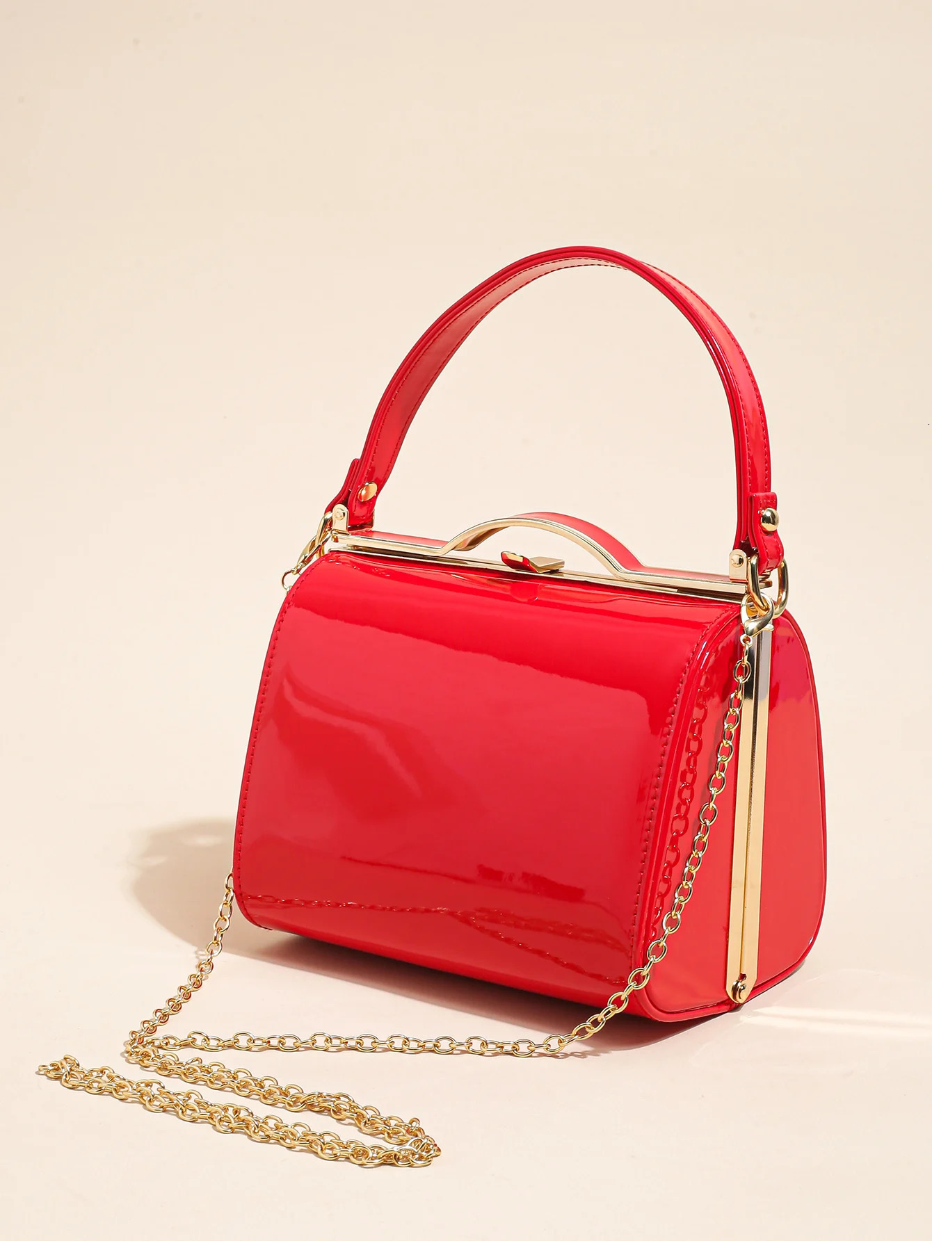 Highlight Cute Simple Patent Leather Pearlescent Leather Handheld Hard Shell Clip Dinner Bag 250723