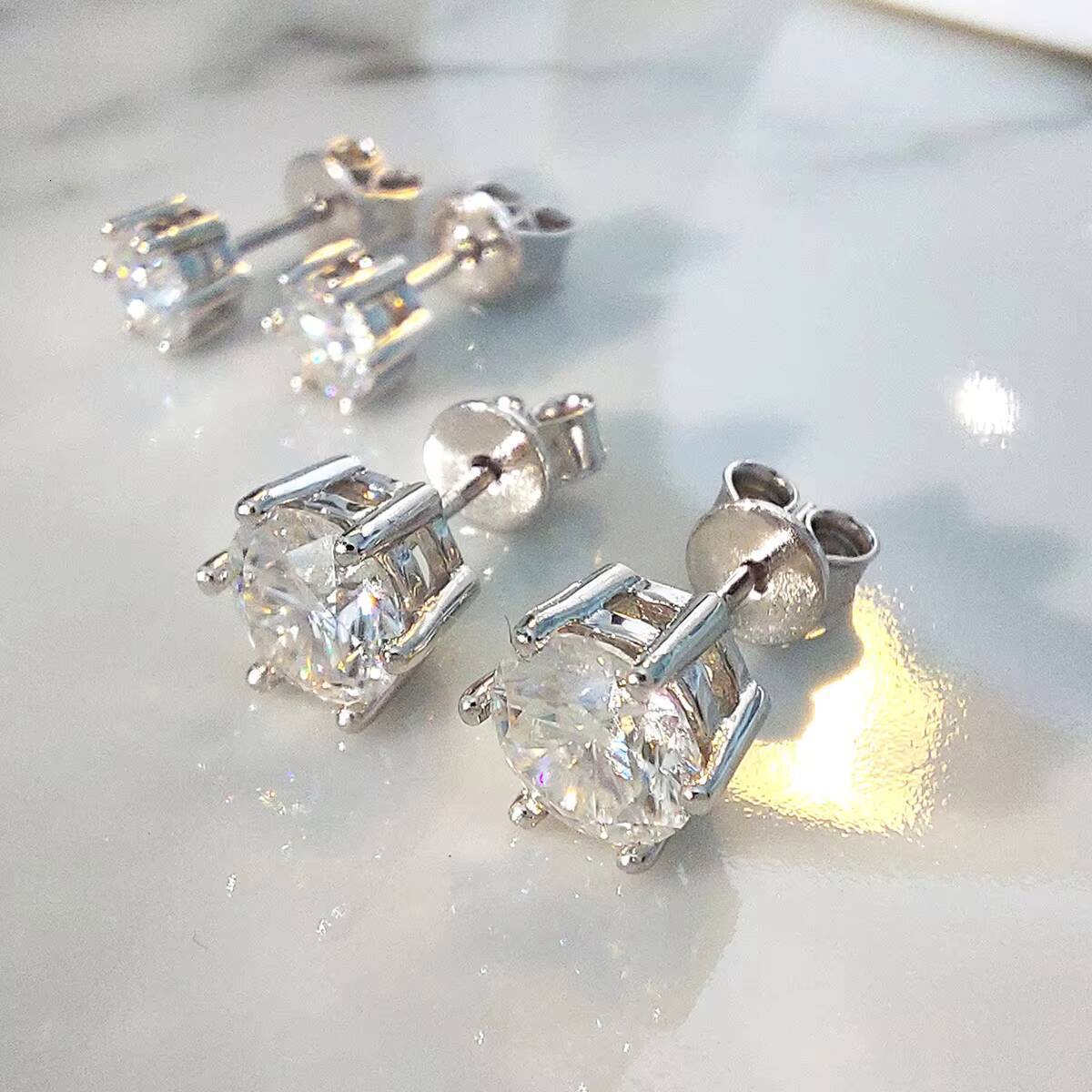 Wholesale Price Moissanite Diamond Stud Earrings White Gold Silver 925 D VVS Clarity for Pretty Girls