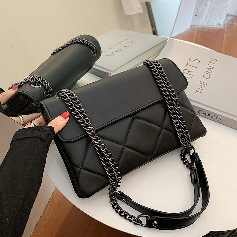 Luxury Brand Designer Bag New Women's Bag Quilted Chain Small Bag Female Internet Celebrity New Luxury bag Trendy Korean Version Versatile Should