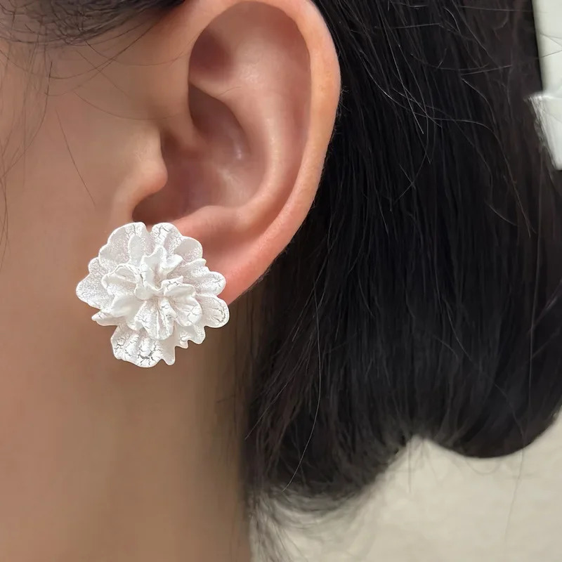 Big White Flowers Stud Earrings for Women Personality Fashion Unique n bijoux Wedding Jewelry Wholesale Birthday Gift 250715
