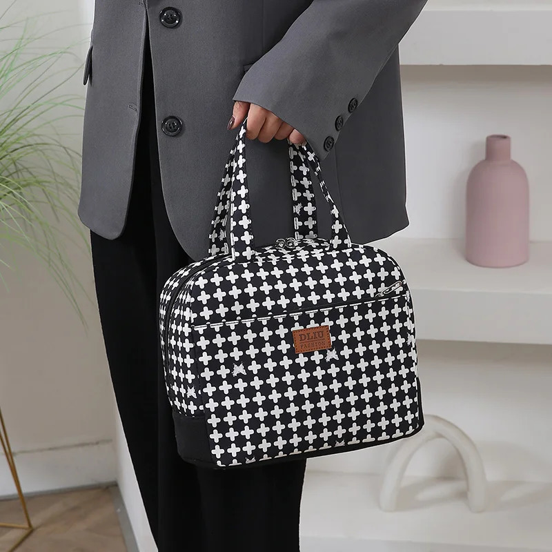 Functional Lunch Tote Bag for Work Commute and Outing Large Capacity Insulated Bento Cloth Bag for Convenient Handheld Bag 250723