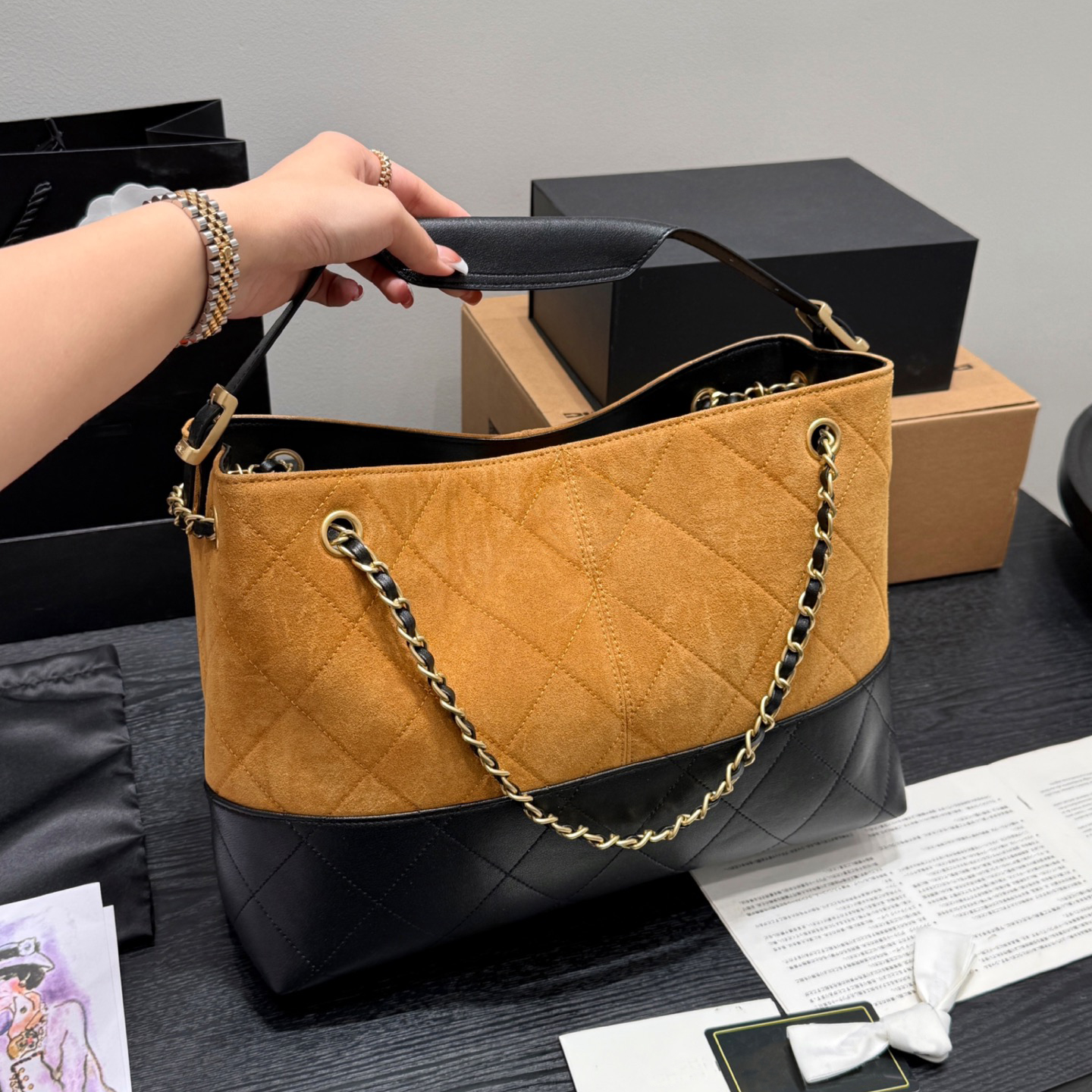 Designer Bag 25a Suede Hobo Bag Autumn Winter New Suede Women's Handbag 25a Hobo Underarm Bag Large Shoulder Bag Designer Chain Bag Crossbody