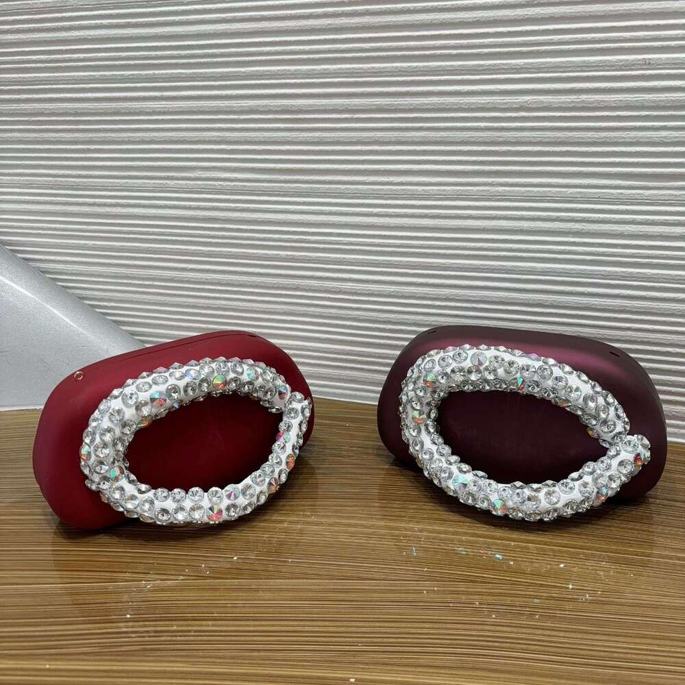 Trendy Niche Diamond-Studded Burgundy Box Small Square Versatile for Banquets, Handheld, Crossbody, Evening Bag