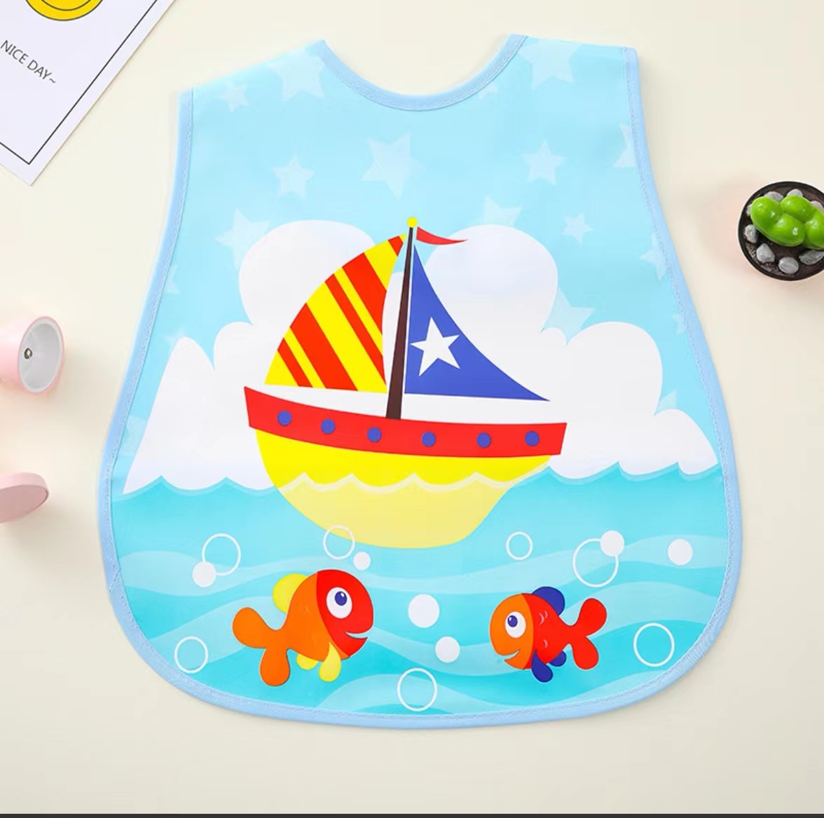 Kids' Protective Clothing: Easy-to-Clean Water Resistant Sleeveless Feeding Bib