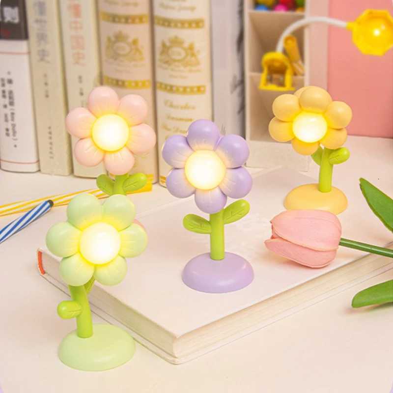Mini LED Flower Night Light Cute Small Table Lamp Desktop Ornament Bedside Bedroom Ambient Lights Childrens Toy Kids Holiday Gift XJ250725