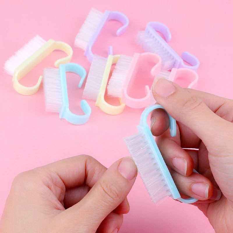 50Pcs/Pack Plastic Nail Brush Tools Colorful Cleaner Brushes Small Powder Soft Remover Nail Art Manicure Pedicure Salon Tools 250716