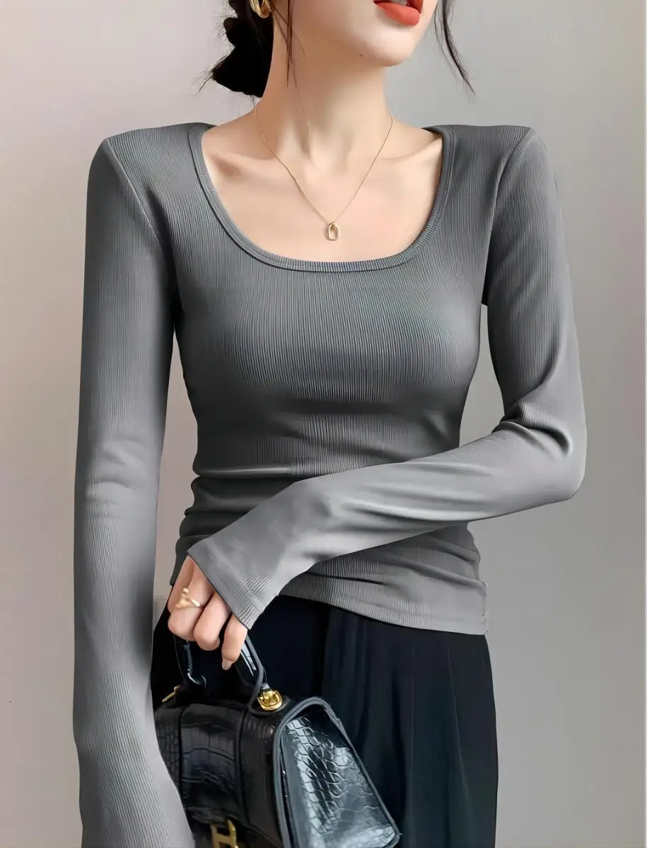 Bottom coat women wear Uneck long sleeve Tshirt slim knit white top 250725