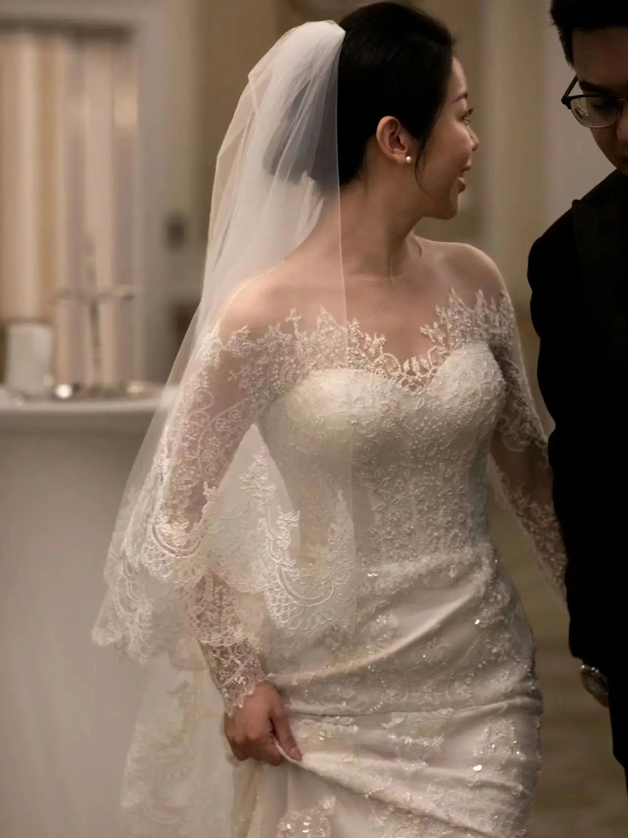 Luxury Lace Edge Two Layers Cathedtral Length Customized Wedding Veils Blusher Bridal Veil Wedding Accessories