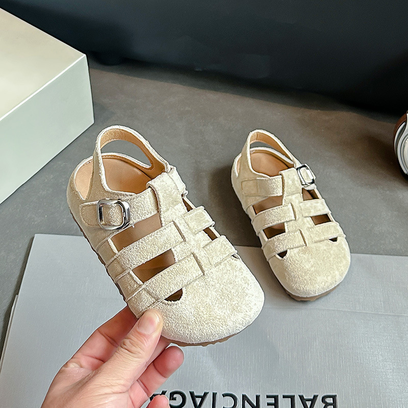 Children's Sandals for Boys, Summer new Styles Breathable Baby Shoes Brown Woven Toe-Covered -Style Shoes with Soft Soles and Anti-Slip Features