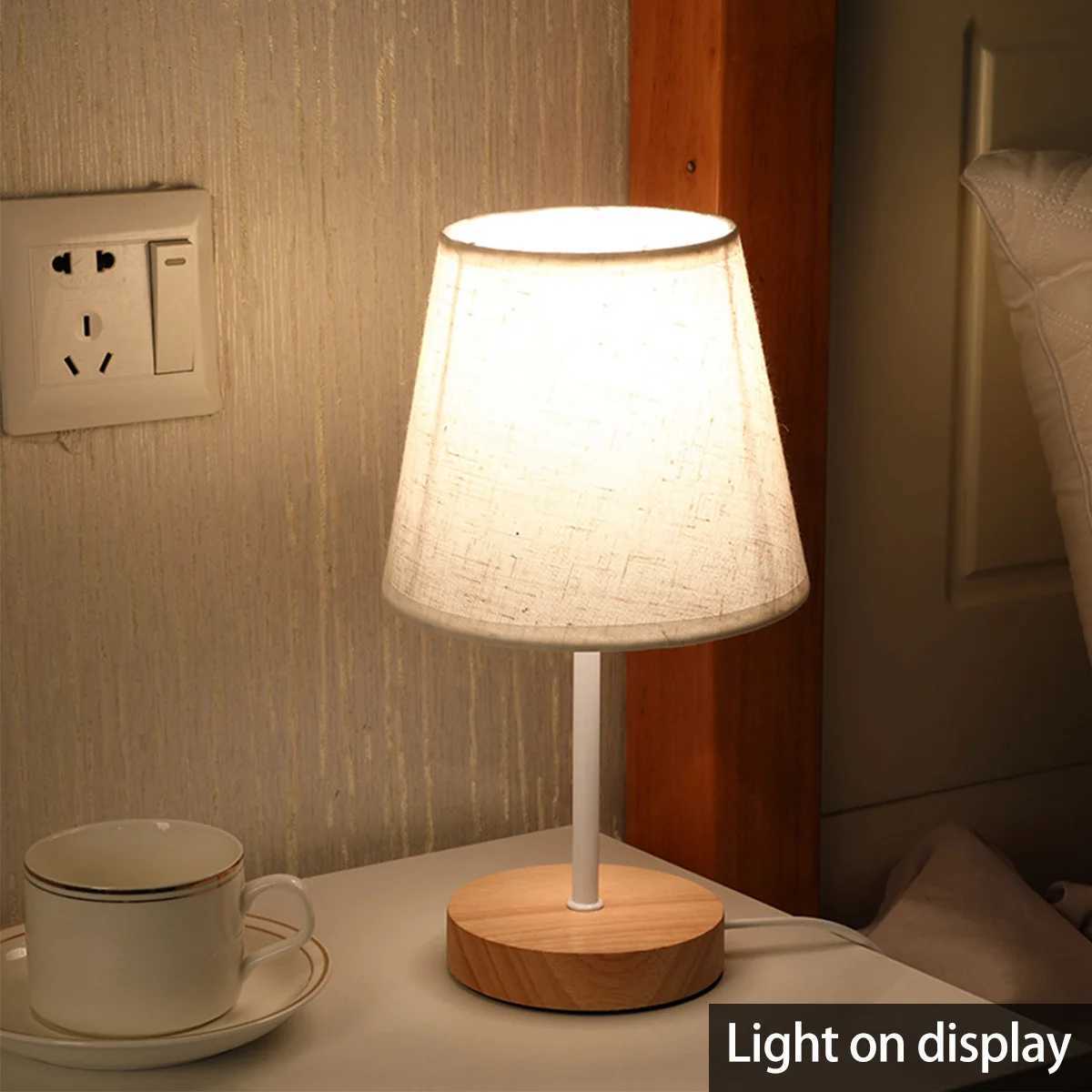 Wooden Table Lamp USB Powered Nightstand Lamp Warm Light Bedside Lamp With Cylinder Lamp Shade Desk Light Bedroom Home Decor XJ250725