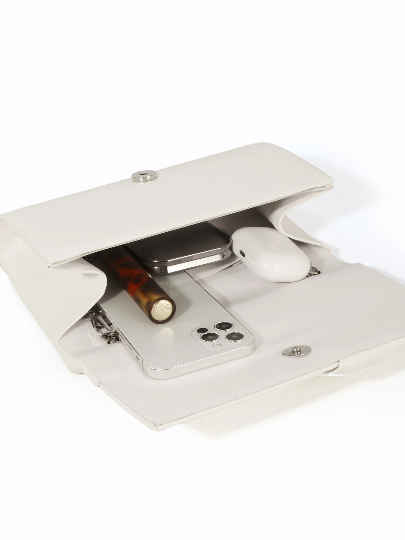 Women fashion casual Leather Evening Bag Flap Banquet Bag Clutch white Wedding Bag Bridal Bag Evening Bag Dress Bag Party Bag Prom Bag Chain Bag 25072