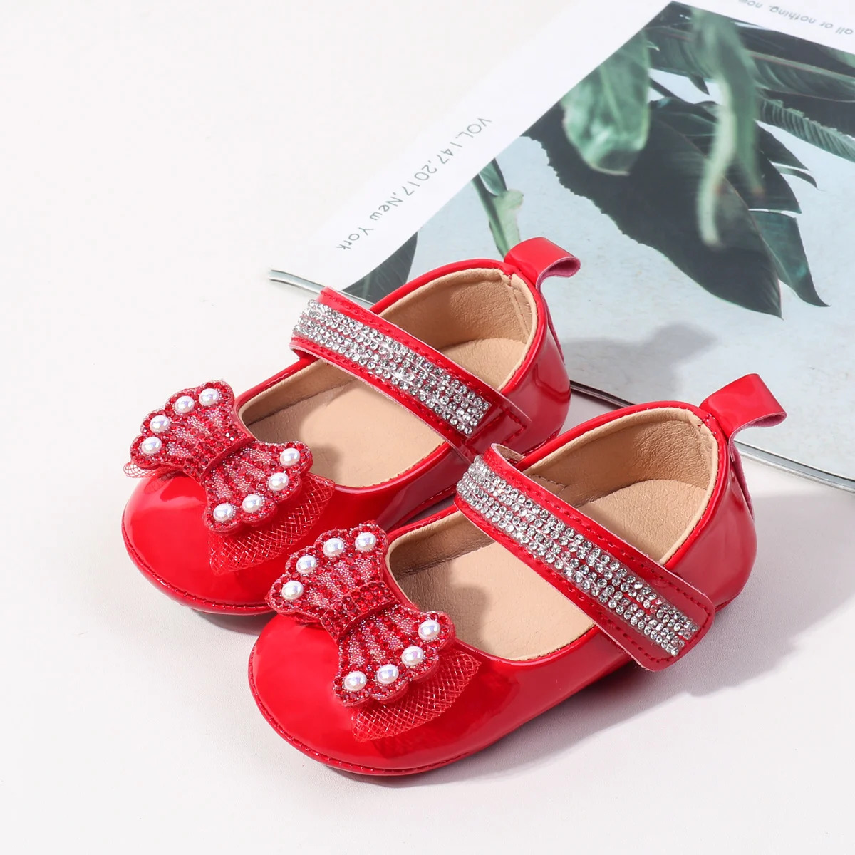 SpringSummer Cute Childrens Shoes 01 Years Old Princess AntiSlip Baby Learning Walkers 250725