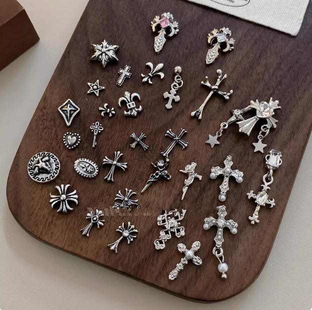 New retro Crochet nail art accessory with high color retention punk style cross silver dark metal nail decoration