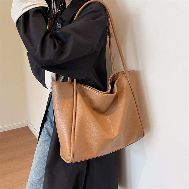 Luxury bag Luxury Brand Designer Bag Women's Bag Large Capacity Bag Women's New Solid Color Shoulder Bag Fashion Large Bag High-End Fashiona