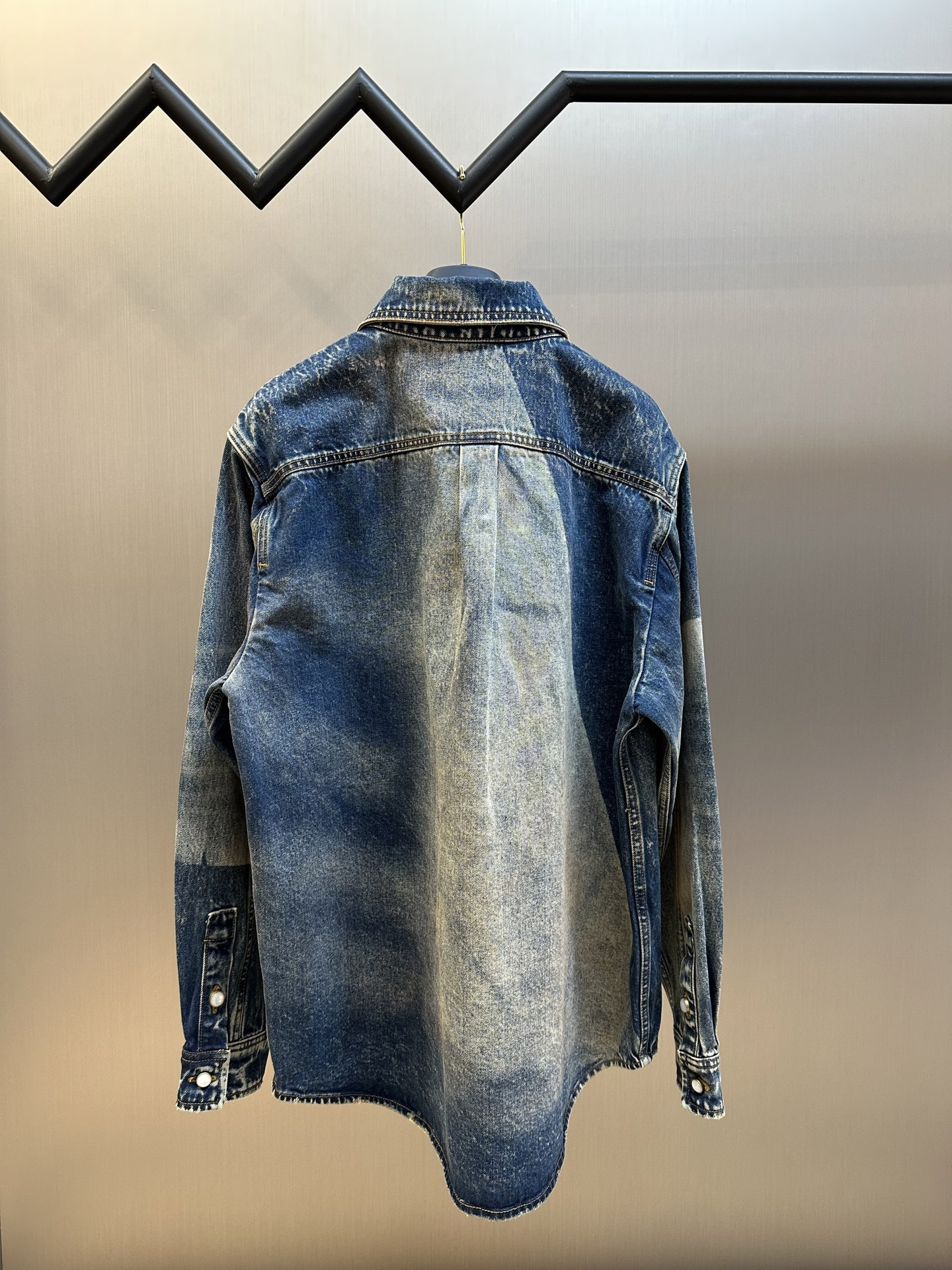 Brand Denim jacket outdoor mens and womens designer brand luxury gift Valentines Fathers Christmas.M179