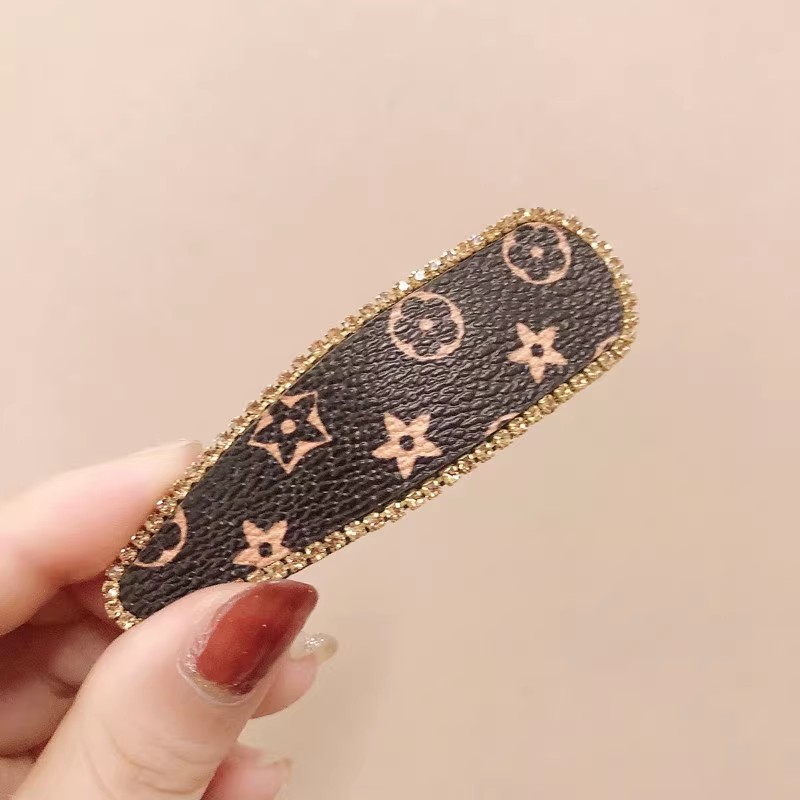 Korean Light Luxury Fashion BB Hair Clip with Brushed Edges, Diamond Inlaid bangs, Ins, Internet Red Top Clip, European and American Hair Clip