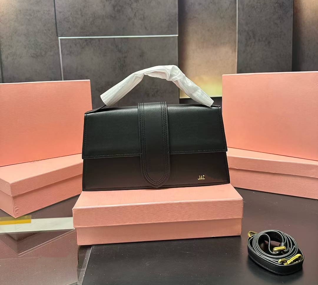 Designer bag mini bag Le Bambino sac chiquito shoulder bag luxury women crossbody bag Vintage Handbag Underarm Frosted Suede leather purse tote bag classic grand