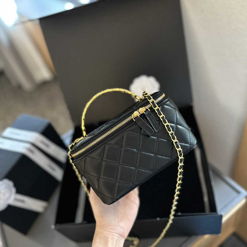 Shoulder Bags makeup Bags designers vanity bag luxury suitcase bag women bags handbags Cosmetic single fashionable style womens bags boutique Small square