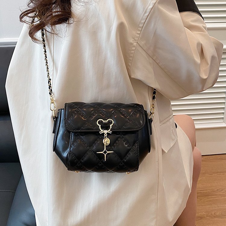 Fashion Diamond Grid Women's Shoulder Bag, Free Shipping, Designer Luxury New Style Armpit Small Square Bag, Crossbody Bag, High-end Chain Bag, C