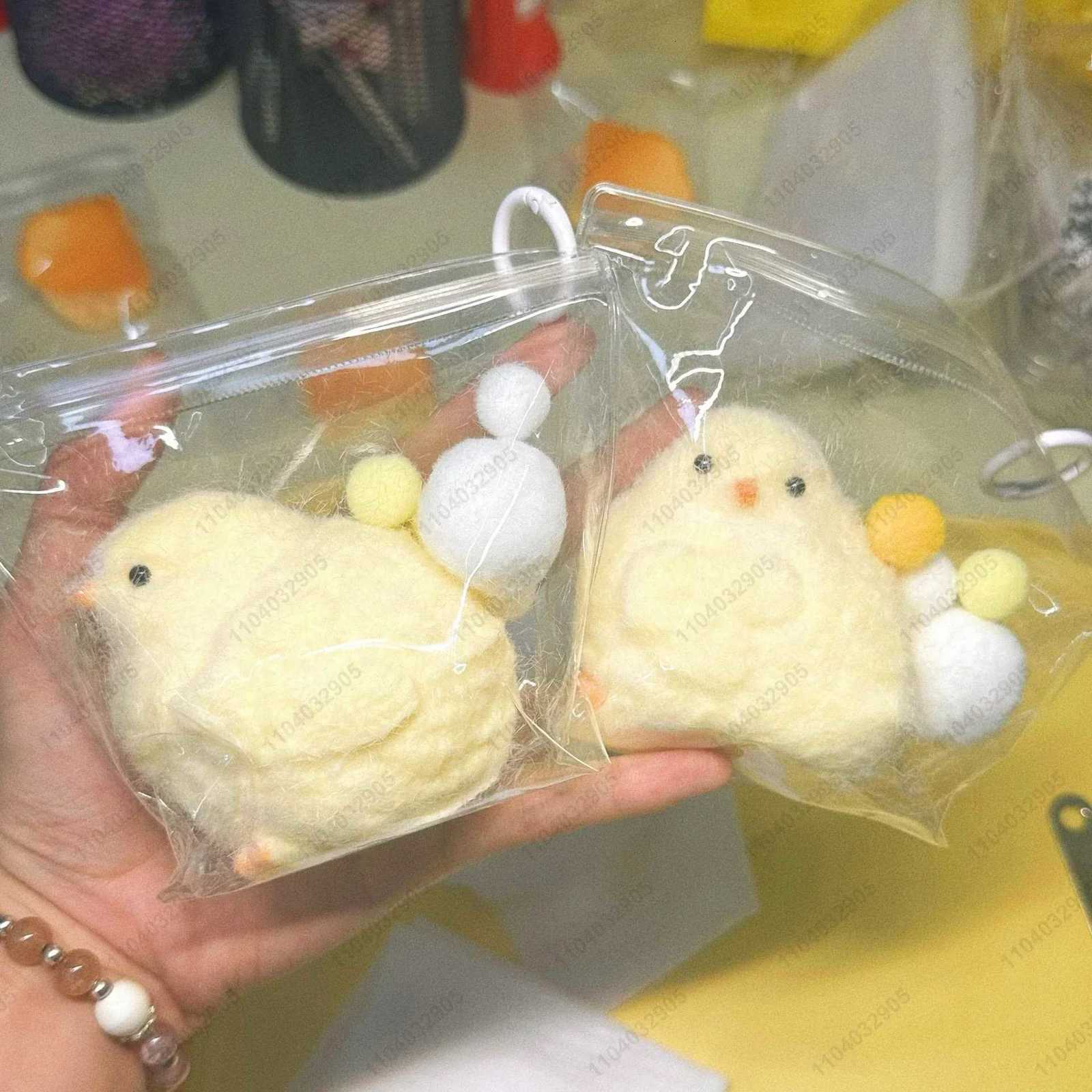 Handmade Yellow Big Chicken Plush Silicone Squishy Pinching Toys Cute Hen Chicks Taba Squeezing Toy Fuzzy Stress Relief y250725