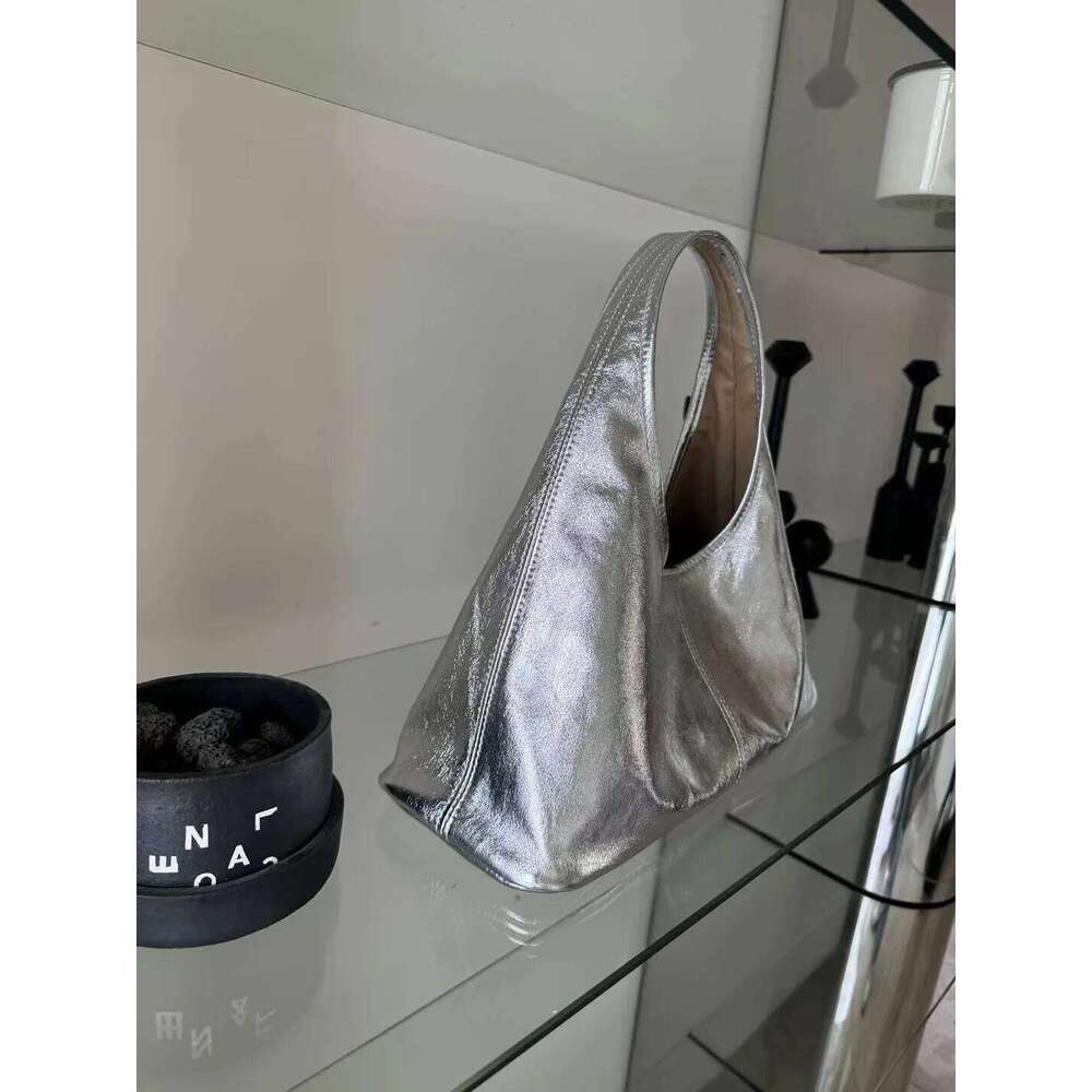 Niche first layer cowhide casual hand tote bag