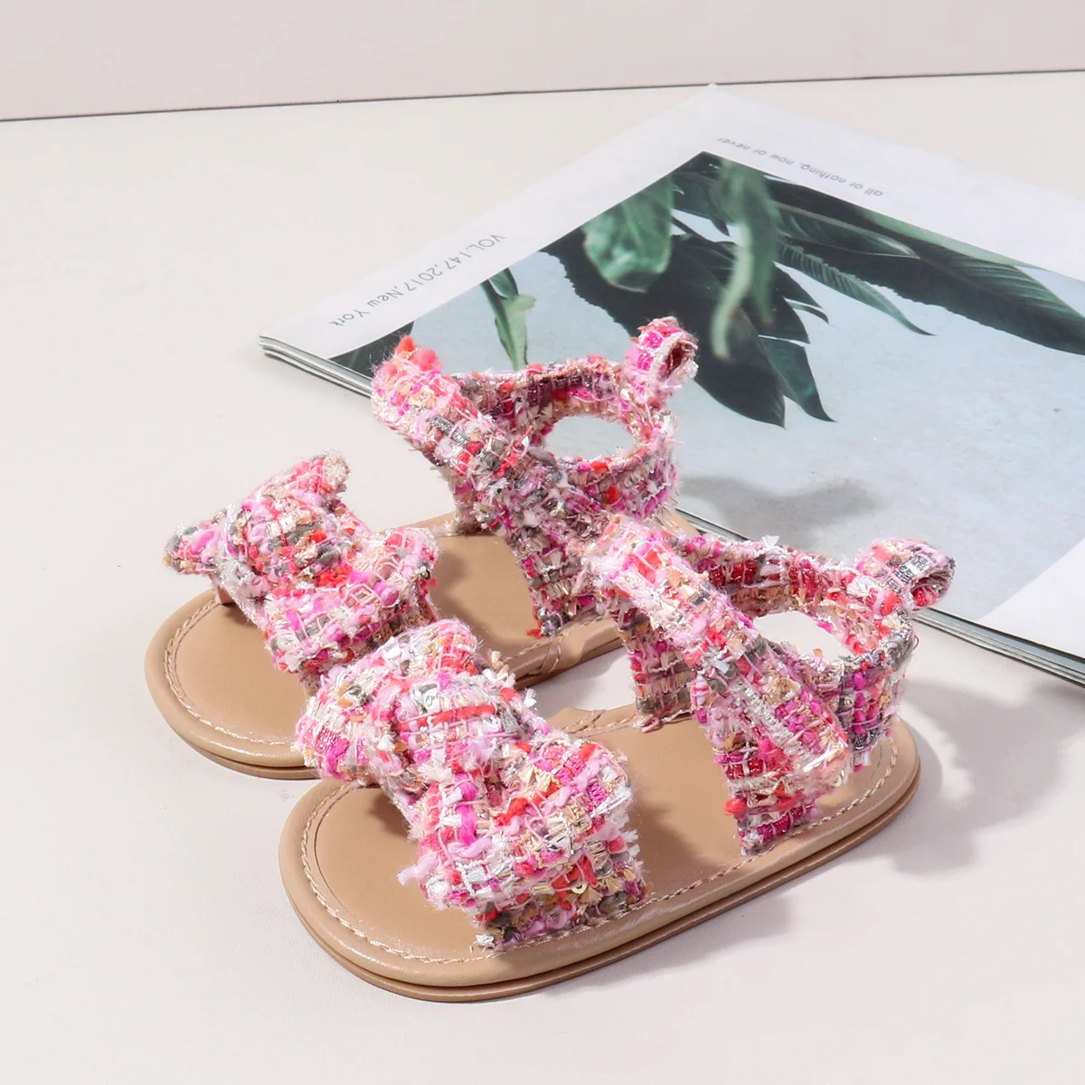 Selling Summer Baby Girls First Walking Indoor Outdoor Beautiful Sandals With Comfortable And Soft TPR Sole BSK5126 250725