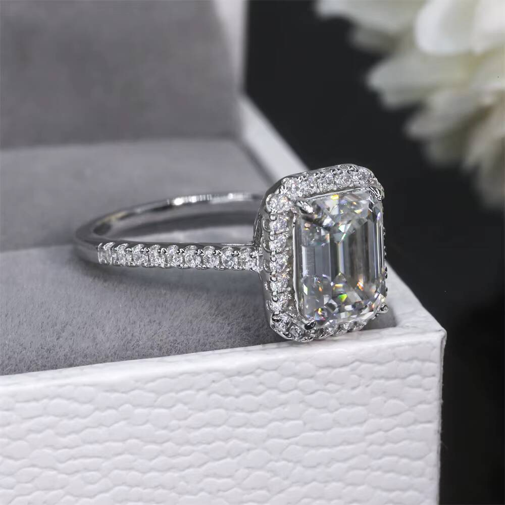 Wholesale Price S925 9K 14K 18K Gold Halo Ring Emerald VVS Moissanite Engagement Women Jewelry Silver 925 Ring