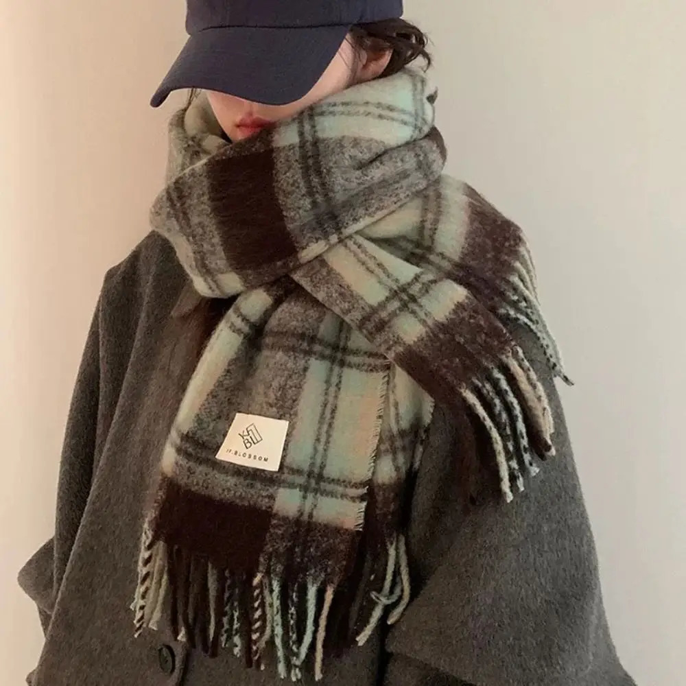 Classic Tassel Mint Chocolate Color Plaid Scarf Plush Color Matching Long Shawl Solid Color Wool Scarves Cape Wraps Women/Men 250724