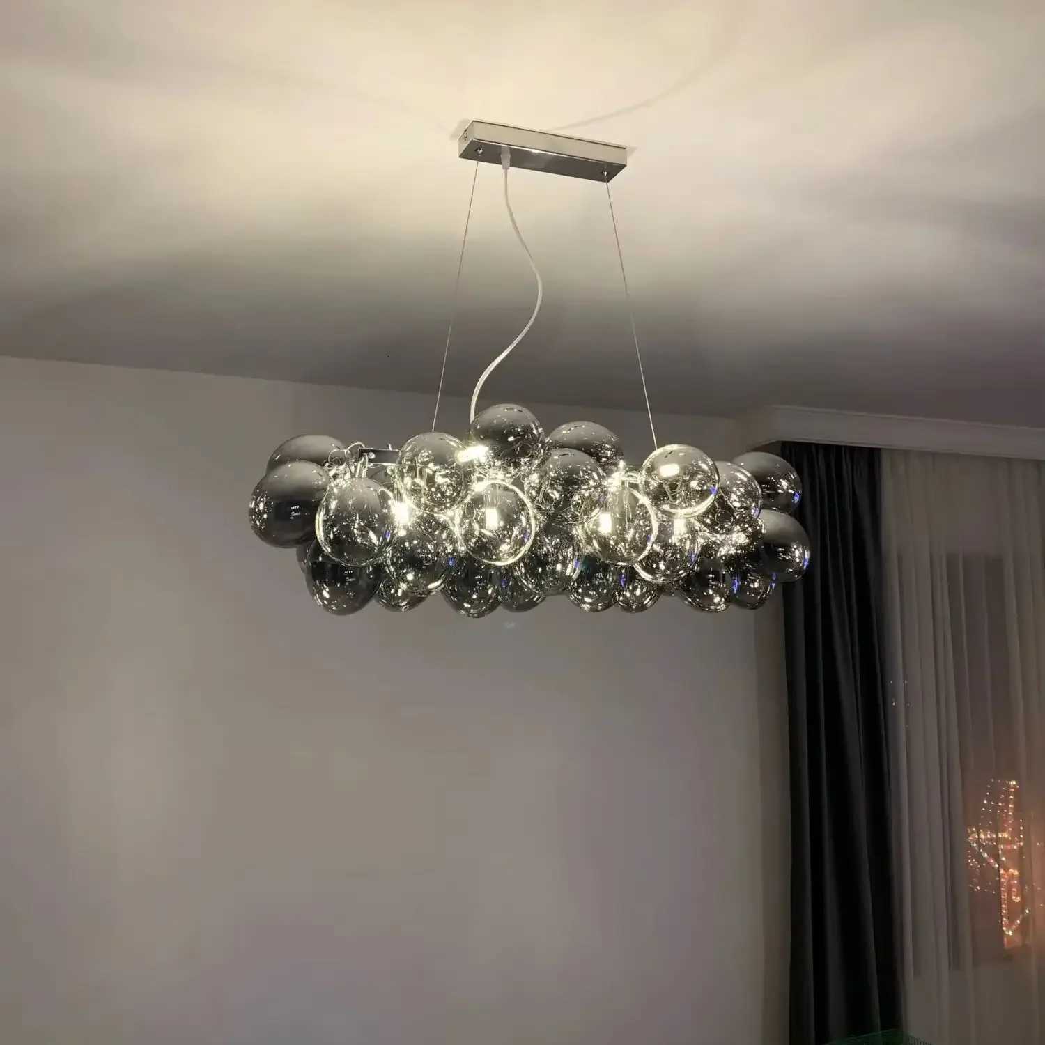 Nordic Balloon Bubble Lighting Boy Childrens Bedroom Chandelier for Living Room Restaurant Creative Bubble Glass LED ChandelierXJ250725