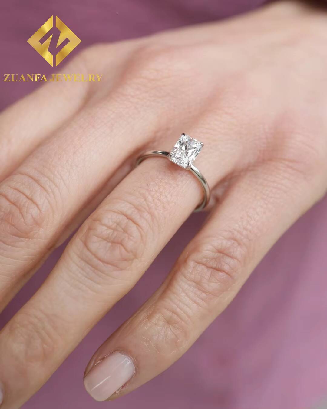 Hot Sale Custom Design 14K Solid Gold 4carats Vvs Diamond Engagement Moissanite Rings for Women