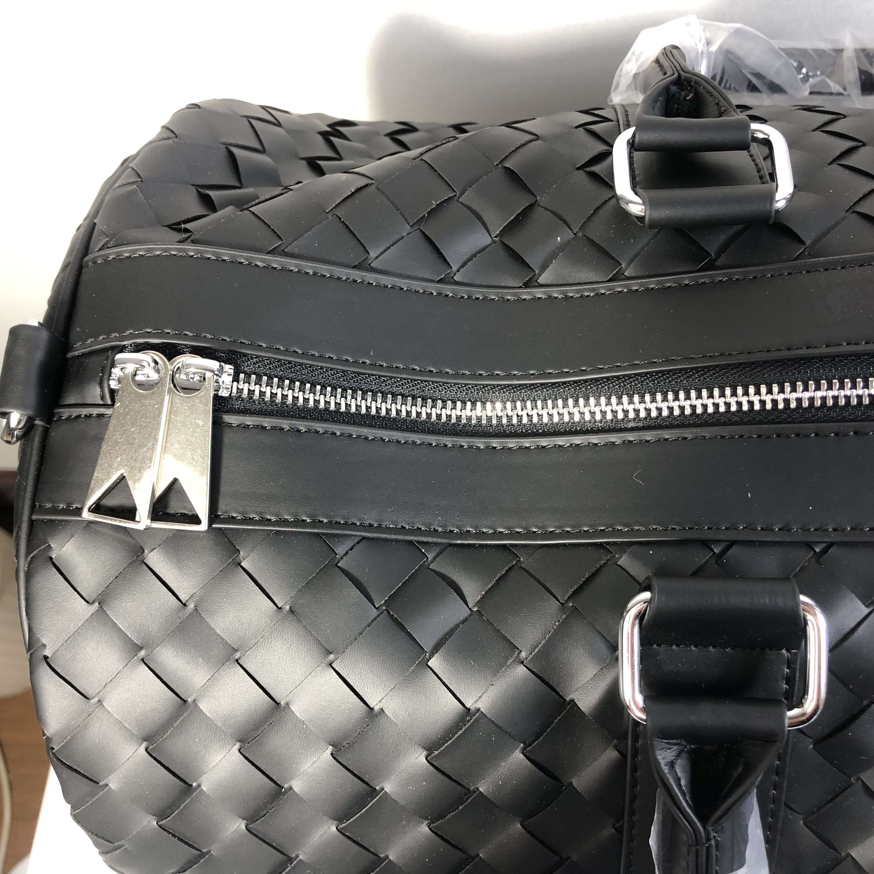 2025 Quality Duffle bag classic men women travel bags designer Real leather lage large capacity intrecciato woven handbag with removable strap