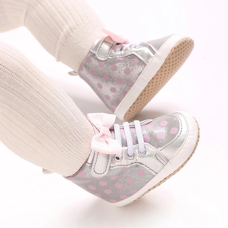 018 Months Cute Bow Baby Girl Sports Shoes Soft Bottom Lightweight NonSlip Indoor and Outdoor First Step Walking Shoes 250725