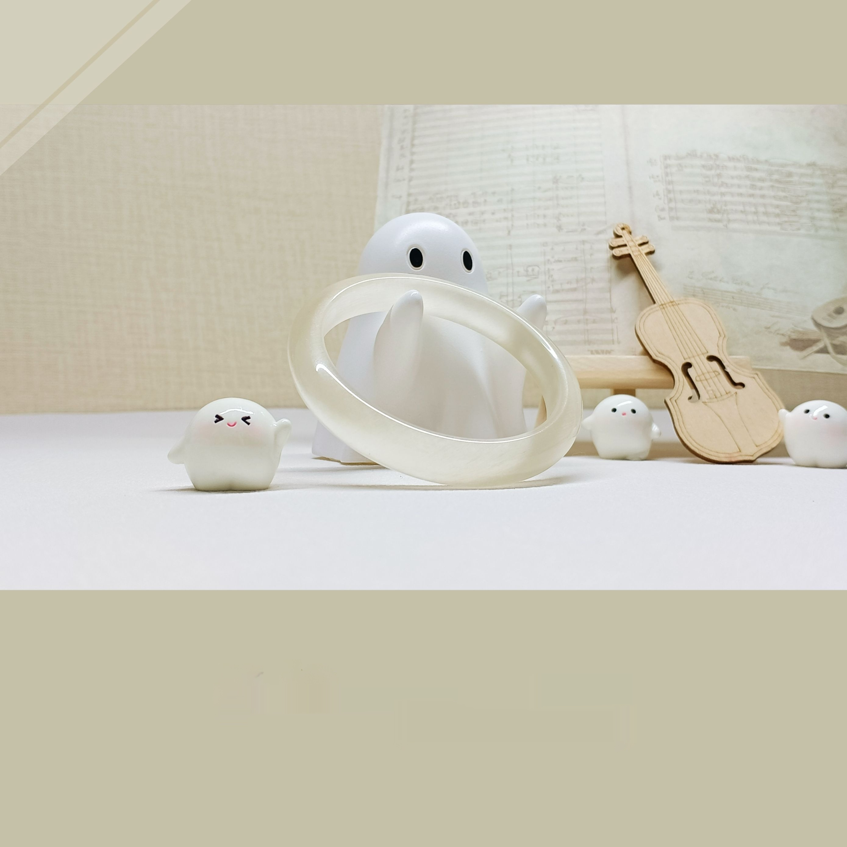 Exquisite Handcrafted Sterling Silver Cat's Eye Charm Bangle from Xiling Collection