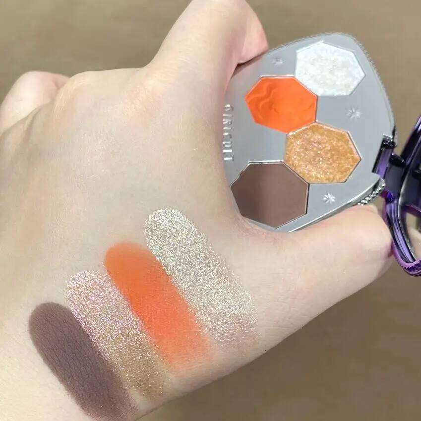 Girlcult Eyeshadow Palette Subtle ple Colour Chameleon Gliter For Eyes Matte Shimmer Glitter Pressed Highly Pigmented Powder