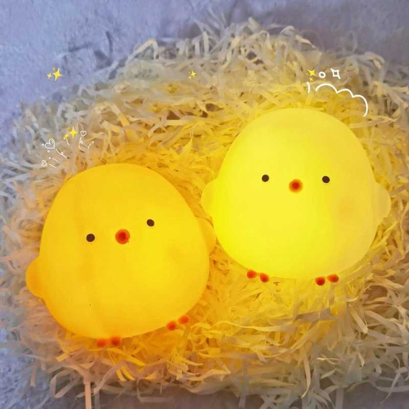 Silicone LED Bedside Night Light ABS Small Chicken Cute Desk Lamps Childrens Room Bedrooms With Button Battery Deco Night Lamps XJ250725