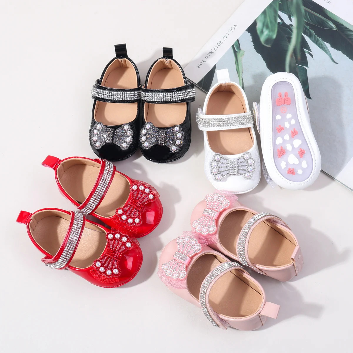 SpringSummer Cute Childrens Shoes 01 Years Old Princess AntiSlip Baby Learning Walkers 250725