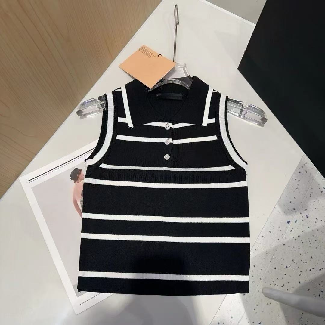 Woman Designer tank top sexy halter tops Summer Womens Croptop knits Tanks Diamond Embroidery T-Shirts Printed Tees Tops Short Street Round Shirt