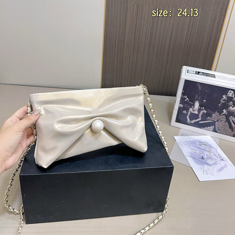Bags Designer Women Luxury Pearl Chain Shoulder Bag Lady Elegant Black White Deisgenrs Bags Handbag Crossbody Bag Eveningbag Clutch