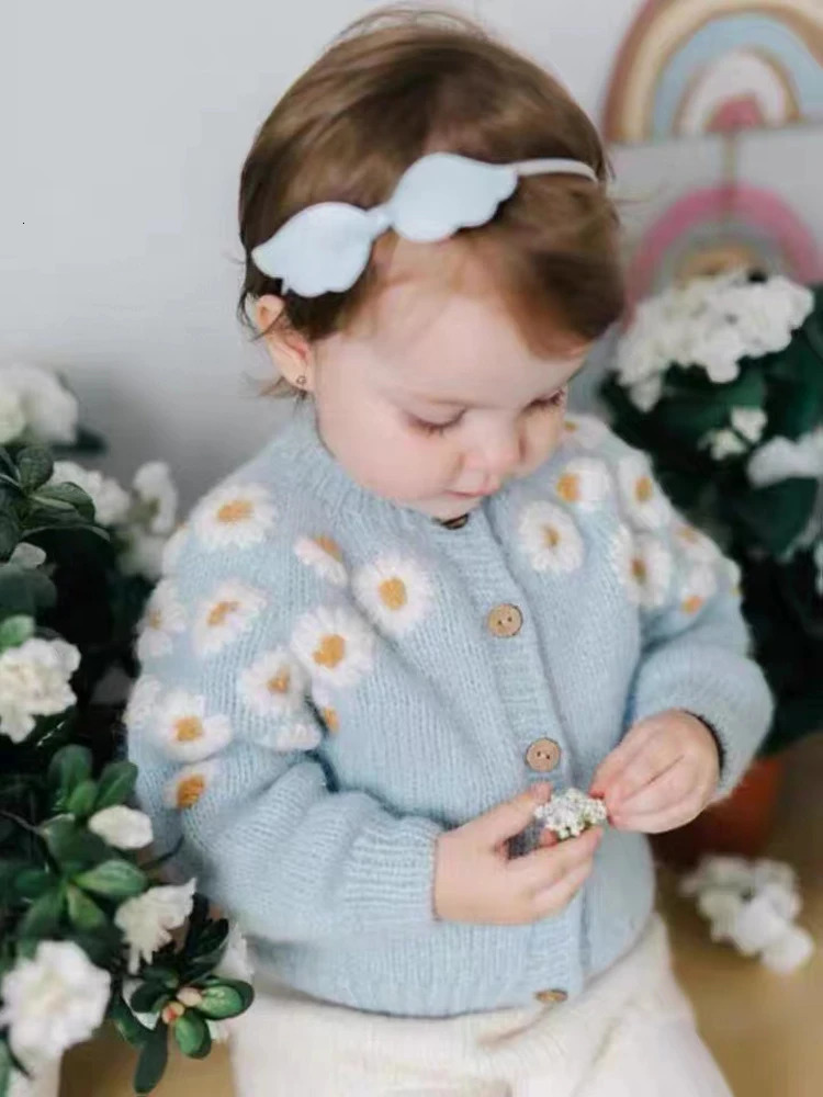Little maven Baby Girls Sweater Lovely Light Blue Casual Clothes Autumn Children Cardigan Pretty Coat for Kids 2-7 year 250725
