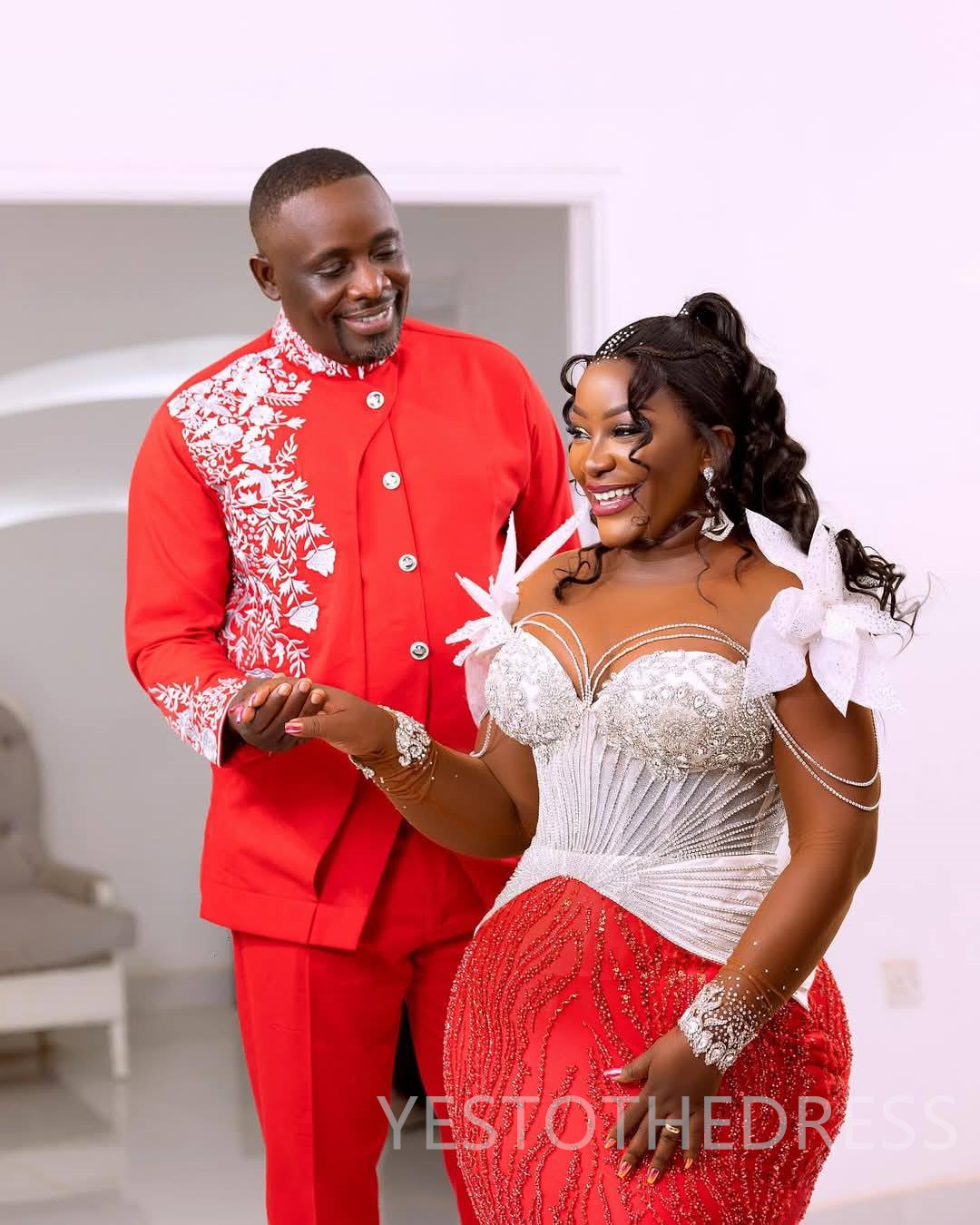 2025 Plus Size Red Prom Dress Evening Dresses Mermaid Formal Gowns For Black Women Sheer Neck Long Sleeves Beaded Lace Birthday Dress Second Reception