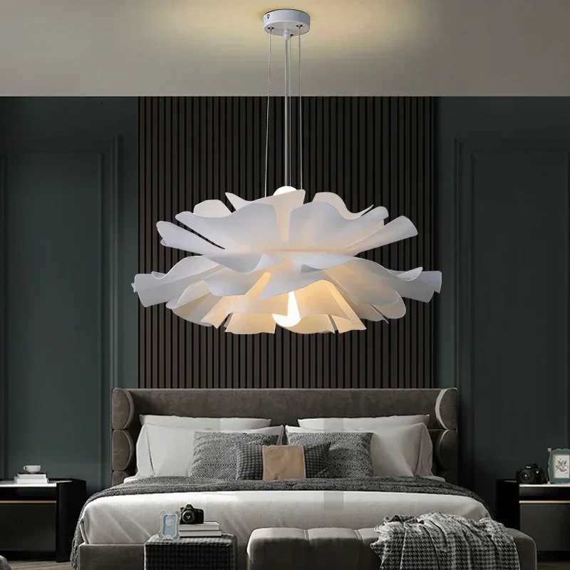 Nordic Lamps Modern Acrylic Flower Chandelier Multi-layer LED Pendant Lamp for Dining Room Bedroom Creative Indoor Lighting Fixture XJ250725