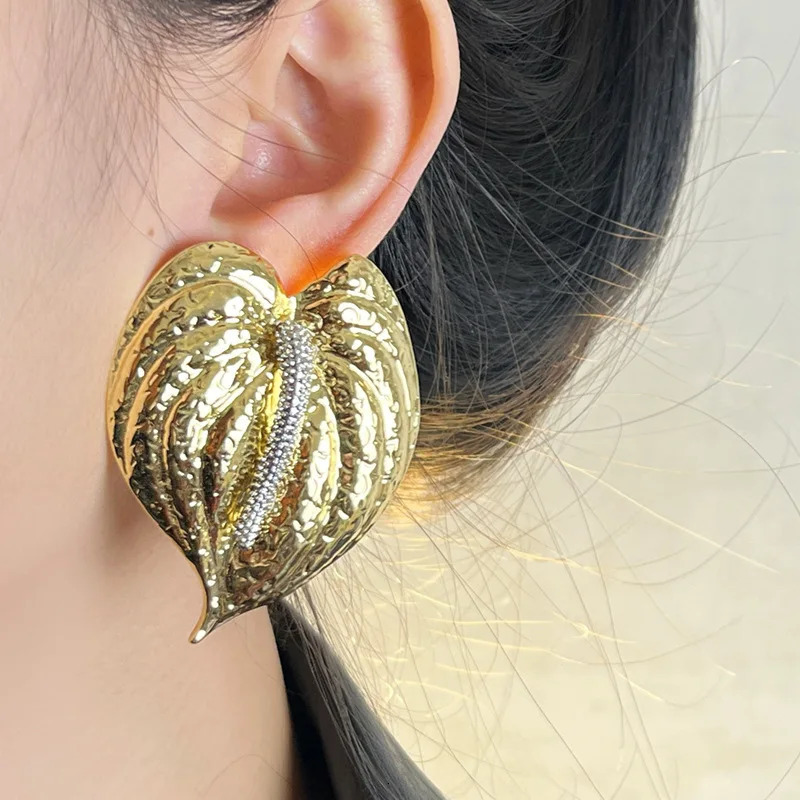 Kshmir Exaggerated Metal Large Leaves Earrings for Women European American Personality Unique Party Heavy Jewelry Accessories 250715